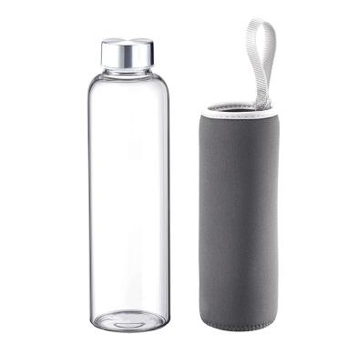 China Sustainable Single Wall Glass Water Bottle 550ml With Carry Buckle Motivational Glass Water Bottle for sale