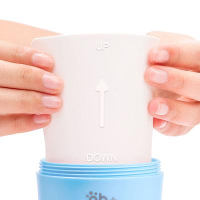 China Sustainable Reliable reputation portable dog paw cleaner portable paw cleaner for dogs for sale