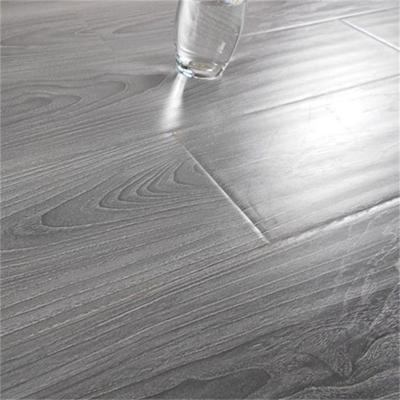 China Modern Cheap Price And Good Quality Indoor 12mm Laminate Flooring for sale