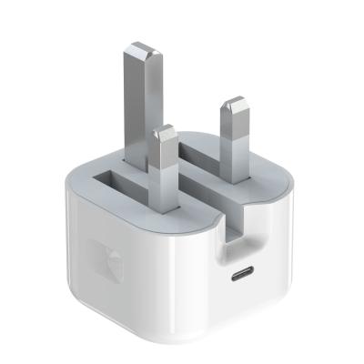 China High quality portable UK palladium socket tipo de cargador usb type c 18w wall charger for iphone for sale