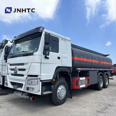 Chine HOWO 371 HP 20000 Litres Camion-citerne de carburant lourd Camion-citerne d'huile 6X4 à vendre