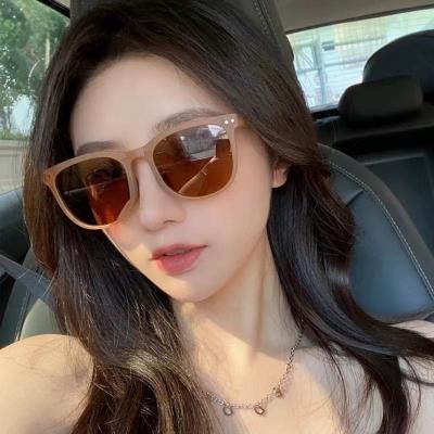 China Fashion Sunglasses 2022 New Polarized Folding Sun Glasses Sunglasses for Men and Women Amazon for sale