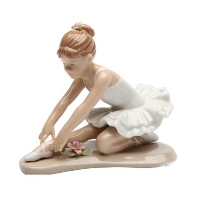 China Europe Grace Beautiful Girl Arts and Crafts Ballerina Figurine for sale