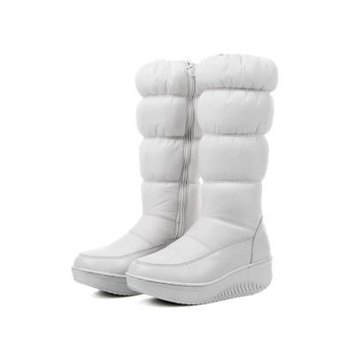 China Fashion Trend Wholesale Cheap White Pu Fleece Shorts Women Shoes Winter Boots For Girl for sale