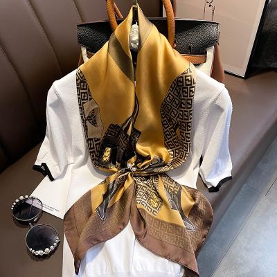 China 2022 fashion new version fashion retro scarf women korean decorative silk scarf women 90cm bag pattern 90cm soft luxury light luxury square bandanas for sale