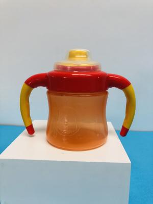 China No derrame 150ml PP 9 meses taza de Sippy del bebé de 6 onzas en venta