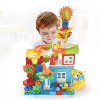 China 2021 MODEL TOY 2021 hot sale 167pcs slide dinosaur theme park and decorative flowers toy block buildding for kids for sale