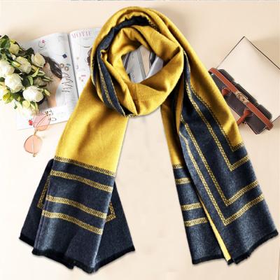 China New arrival cashmere scarves women ladies thick warm shawls winter scarf shawls covering lady wholesale for sale