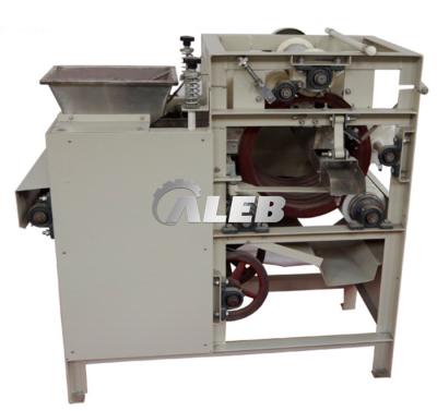 China Factory Direct Cheap Easy Direct High Quality Peanut High Quality Small Almond Bean Peeling Machine High Efficiency Wet Operation Peeling Machine for sale