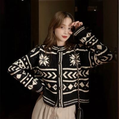 China 2021 Breathable Christmas Jacquard Knit Long Sleeve Crew Neck Knitted Coat Casual Black Korean Style Collar Cardigan Women Acrylic Sweater for sale