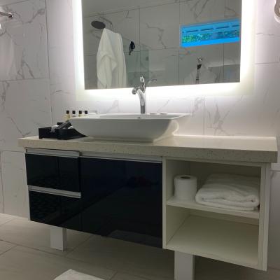 China Modern Modern High Gloss Custom Bathroom Vanity With Led Mirror for sale