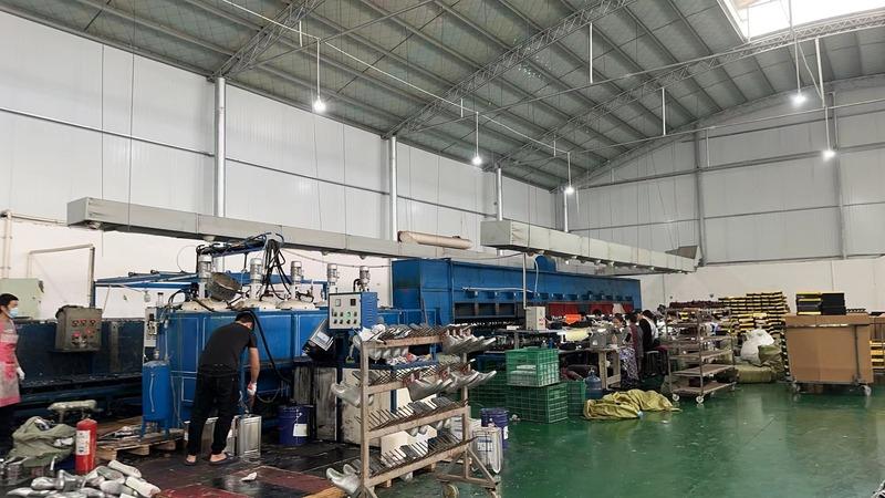 Verified China supplier - Wenxian Shuaida Shoe Factory