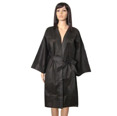 China Hairdresser or Beauty Center Wholesale Disposable Bathrobes for Women Non-woven Women's Kimono Sleepwear Bathrobe Bathrobe for sale