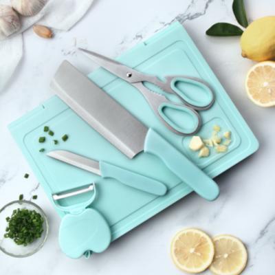 China Sustainable Plastic Cutting Board Set PP Kitchen Vegetable And Fruit Cutting Board With Knife Peeler Scissors Set for sale