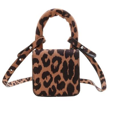 China Wholesale Outdoor Casual Children's Pu Cross Fur Bag - Body Kid Babies Handbags Girls Casual Bags For Child for sale