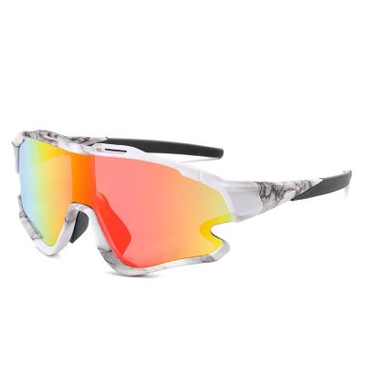 China Professional PC Glass Sport Retro Cycling Stylish Sunglasses 100% Polarized Outdoor Sport Sunglasses Men And Women for sale