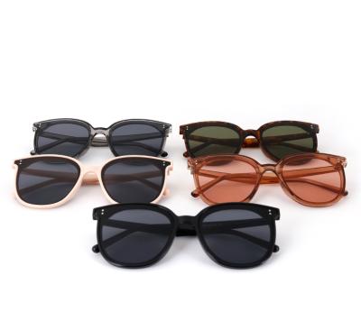 China Fashion Sunglasses Fashion Sunglasses Ladies New Glass Summer Sunglasses for sale