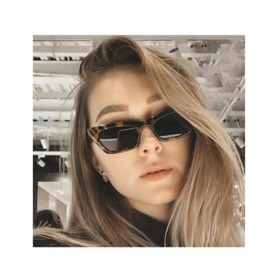 China Retro Small Acetate Vintage Frame Shades Recycled Plastic Sunglasses 90s Fashion Sunglasses 2021 Newest Women Girls Unisex Men's Sunglasses for sale