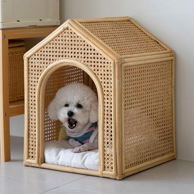 China Sustainable High Quality Outdoor Wicker Rattan Warm Dog Bed House Trending Pet Products for sale