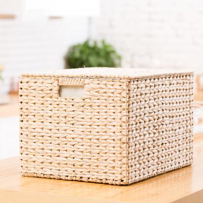 China Stocked Hot Selling Rectangular Home Organizer Laundry Wicker Woven Straw Water Hyacinth Storage Basket with Lid for sale