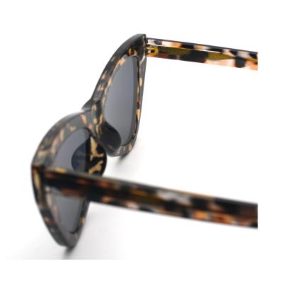 China Fashion Sunglasses Factory Price Best Leopard Print Catwoman Sunglasses for sale