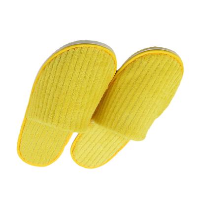 China 2023 New Travel Beauty Salon Slippers Comfortable Portable Hotel Non-disposable Club Breathable Coral Velvet Slippers Washable for sale