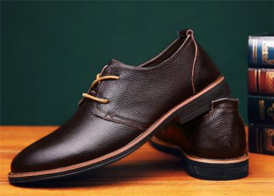 Cina Scarpe casuali comode di Brown di progettazione concisa con il tallone piano del guardolo di Goodyear in vendita