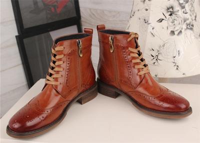 China Schnüren sich lederne der Brogue-Stiefel der Flügelspitzen-Zehen-Frauen, oben Halbstiefel des Damen-flachen Absatzes zu verkaufen