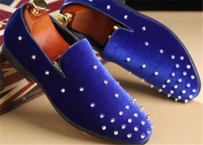 China Red Velvet Punk Style Rivet Loafer Slip On Shoes Lightweight For Spring , Summer for sale