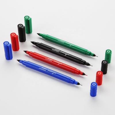 China 2020 Hot Selling New Arrival Non-Toxic PP Double Headed Permanent Marker Pen For Office And School for sale