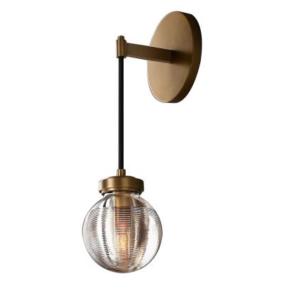 China Light Luxury Hot Selling Beautiful and Elegant Brass Body Lamp Bathroom Interior Glass Wall Lamp for sale