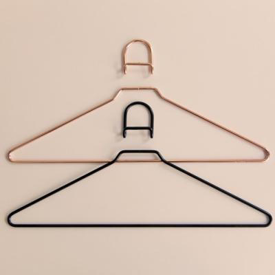 China SHOW New Design Gold Color Metal Anti Theft Hotel Hangers Cloth Hanger for sale