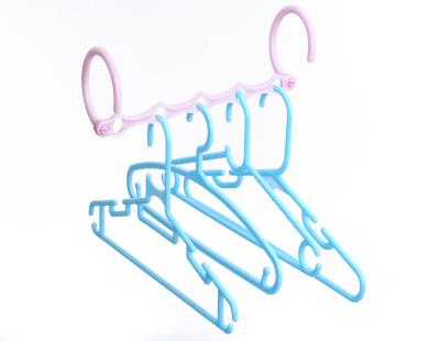 China DISPLAY vertical clothes hanger rack plastic organizer for sale