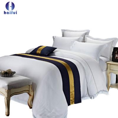 China Wholesale Satin Modern Stripe Bedding Set Hotel Brand White Bed Linen Cotton Bedding Sets For Stars Hotels for sale