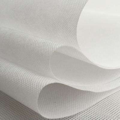 China Waterproof Mothproof Non Woven Fabric Medical Filter PP Disposable Woven Fabric Rolls Nonwoven for sale