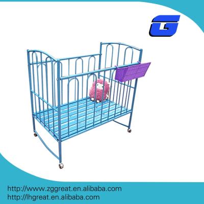 China 0-5 Type Baby Cot Cradle Years Old Metal Material And Crib Super Lovely Swing for sale