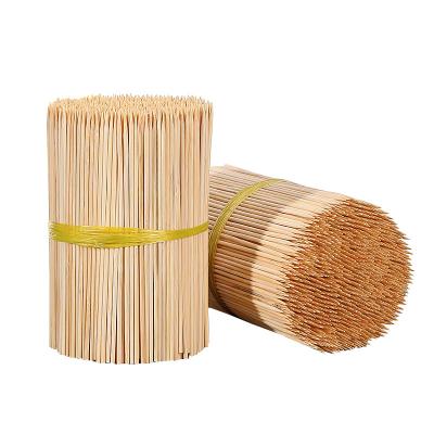 China Essential Heat Resistance For Outdoor Camping Raw Bamboo Stick Disposable Bambu Sticks Of Skewers Products 20Mm for sale