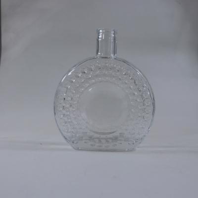 China Beverage Round XO Glass Bottle Factory Customized Transparent Capacity Is 500ml for sale