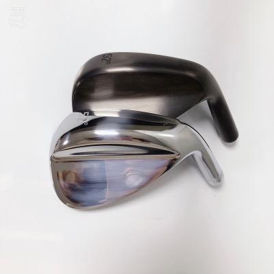 China graphite & Steel Forged Conforming Good Quality Cheap Price USGA Soft Iron Golf Right Handed Silver Wedge for sale