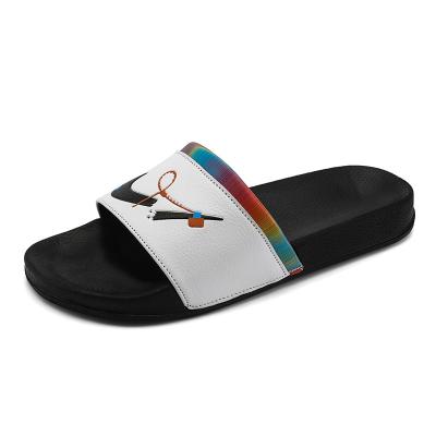 China 2022 Summer New Fashion Trend Yinke Slippers Men Use Beach Outdoor Slippers Slppers Customize Men Indoor Home Slippers for sale