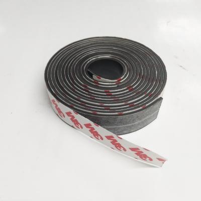 China Industrial Magnet Customized Flexible Magnet Strip With Adhesive for sale