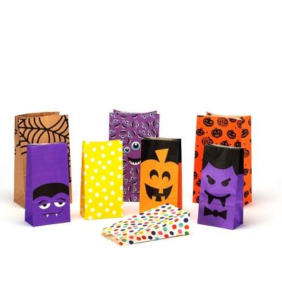 China Recycled Materials Customizable Design Halloween Theme Handmade Decoration Goodie Bags Kids Gift Candy Gift Paper Bag for sale