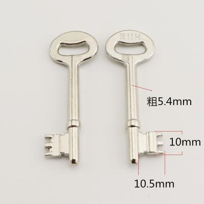 China Zinc Alloy Zinc Alloy Good Quality Normal Door Key Key Blank for sale