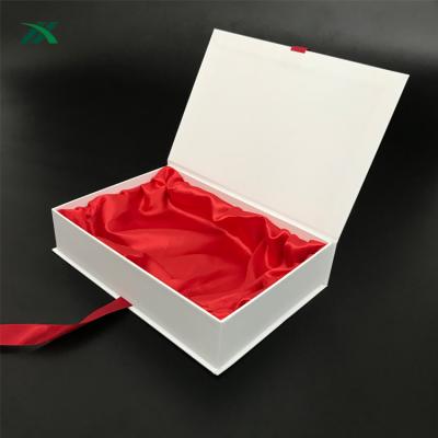 China Recycled Materials Hair Wig Packaging Box Custom Hair Bundle Packaging Box For Hair Wig Packaging for sale