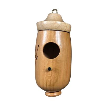 China Hummingbird Contemporary Handmade Wooden House Outdoor Garden Patio Hanging Hanging Creative Decorative House For Garden Decoration for sale