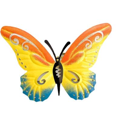 China 3D Minimalist Butterfly Wall Hanging Decor Wrought Iron Yard Garden Window Home Decoration Opens Indoor Outdoor Ornaments for sale