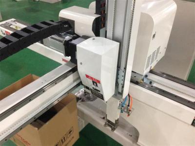 China Heavy Duty 3 / 5 Axes AC Servo Driven Pneumatic Robotic Arm Picking And Placing for sale