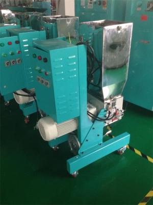 China SKD-11 Rotor Fixed Blades Plastic Bottle Grinding Machine 140-150R/Min Middle Speed for sale