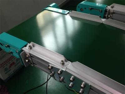 China Cleated Belt Conveyor Rubber Belt Conveyor Linkage To Robotic Machine for sale