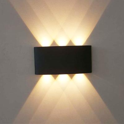 China 2W 4W 6W 8W Modern Wall Mounted Waterproof Energy Saving Garden Porch Sconce Outdoor Lighting Through Wall Lamp for sale